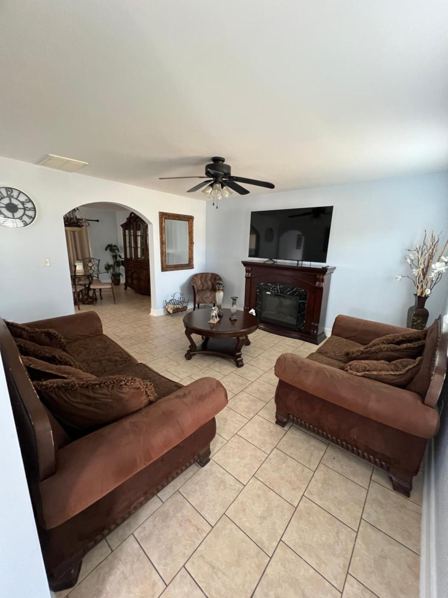 Casa de férias Family House With Jacuzzi Charlotte